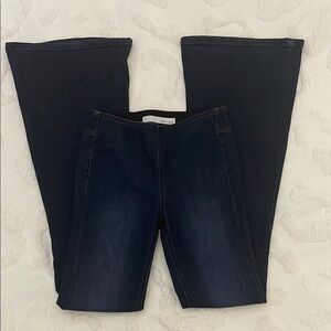 Stylish Women's Dark Denim Jeans